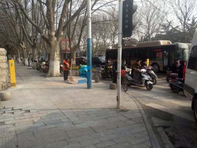 郑州市人性化智能斑马线项目
