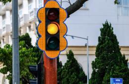 越南唯一一个没有交通信号灯的城市现在怎么样了？