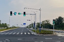 中小城市推广智慧交通系统面临哪些挑战？