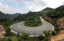 弯道视线盲区综合预警解决方案